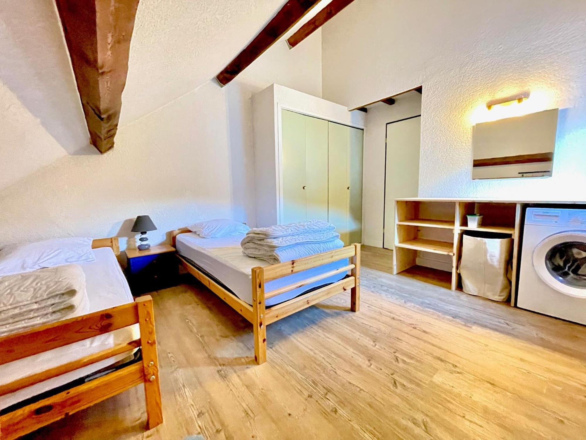 Centre Village Appartement 3 Chambres Avec Terrasse Jusqu'A 6 Personnes Сен-Лари-Сулан Экстерьер фото
